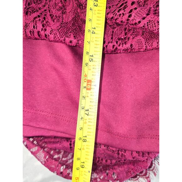 Lulus Maroon Lace Holiday Body Con Dress Size S - Picture 11 of 14